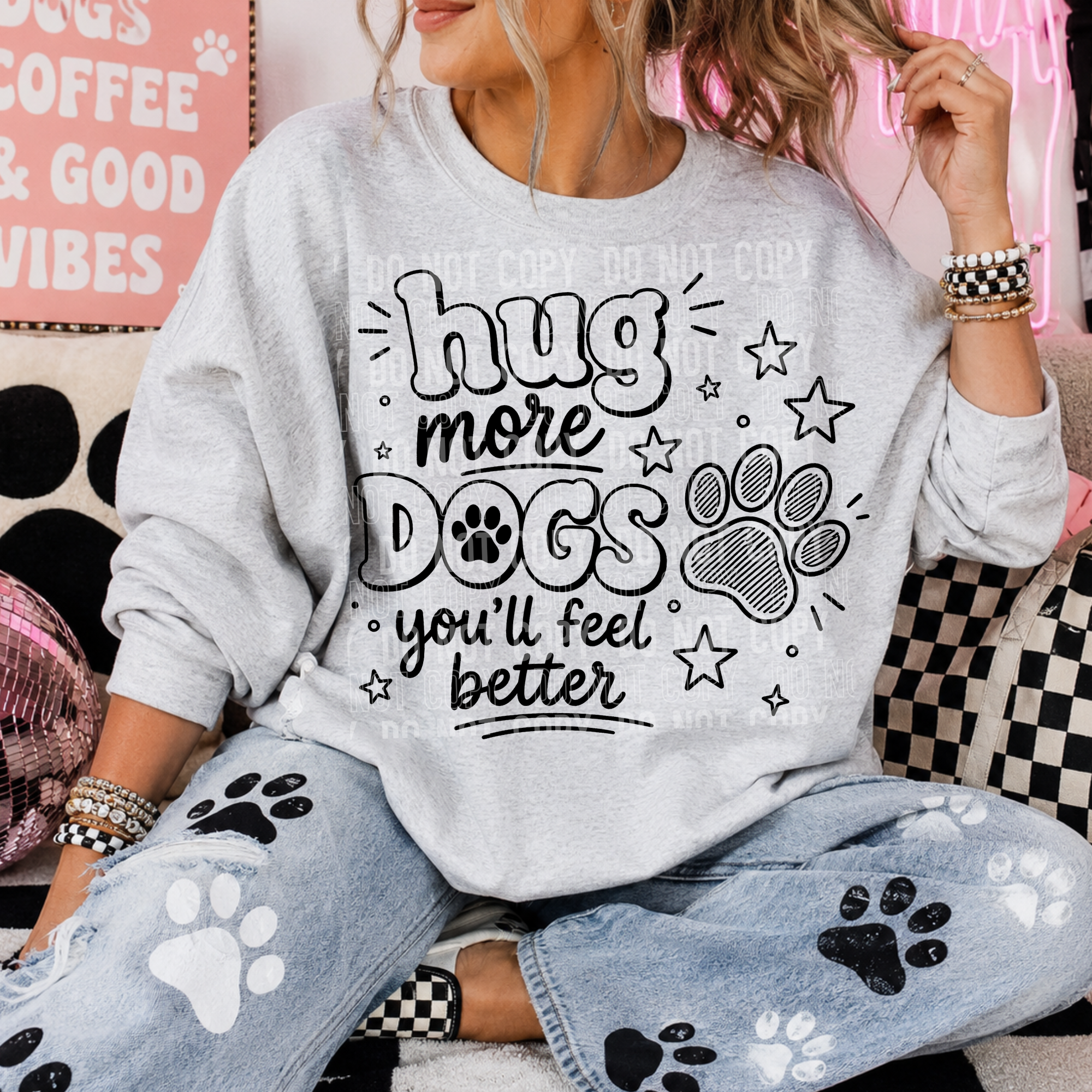 HUG MORE DOGS YOULL FEEL BETTER