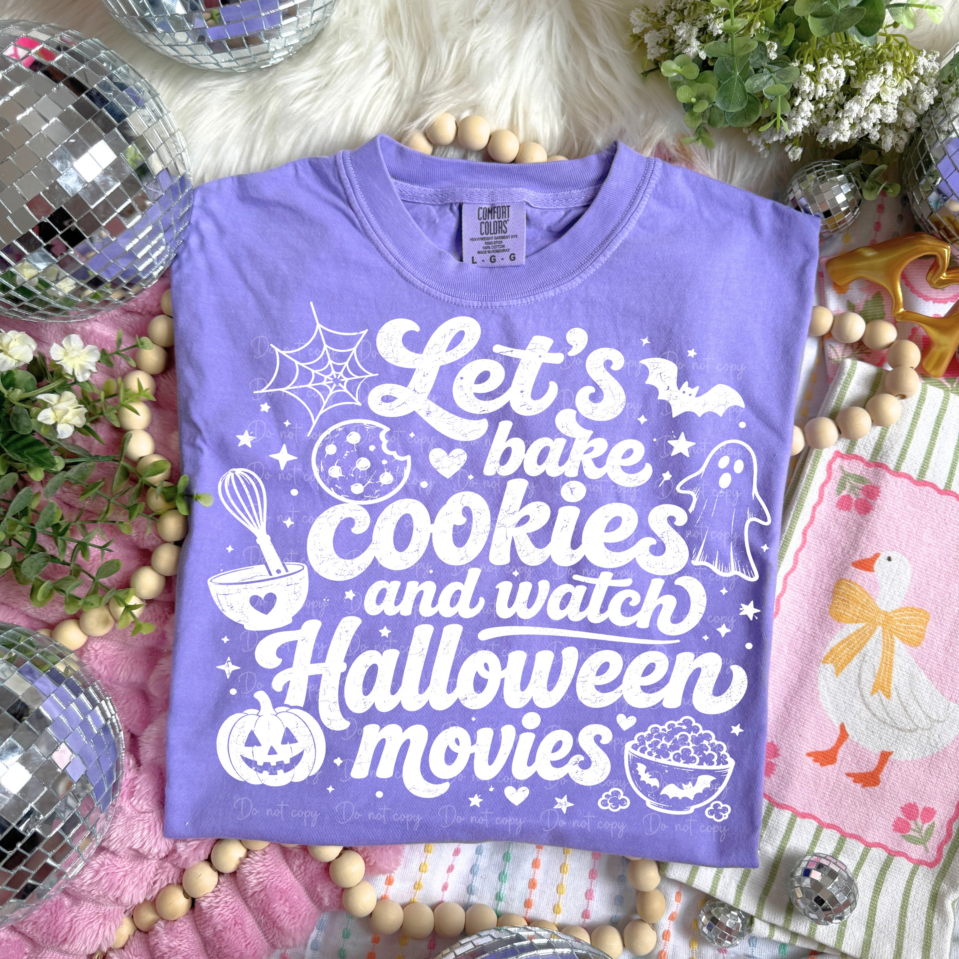LETS BAKE COOKIES AND WATCH HALLOWEEN MOVIES white